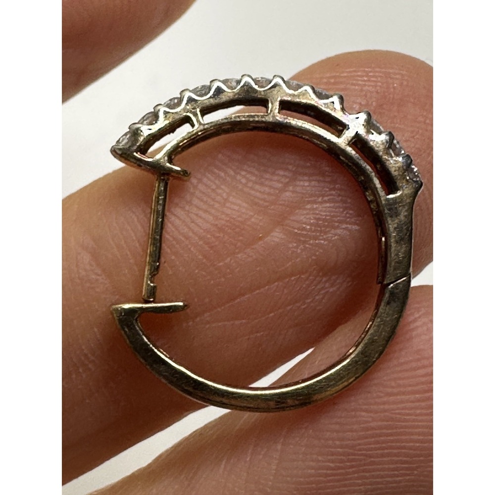 10k MSI Gold Hoop Diamonds Earring SINGLE ONLY ONE Hinged Post *Missing 1 Stone - Picture 6 of 15